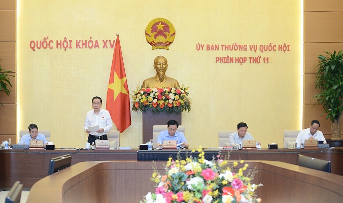 Phó Chủ tịch Thường trực Quốc hội Trần Thanh Mẫn điều hành phiên họp.