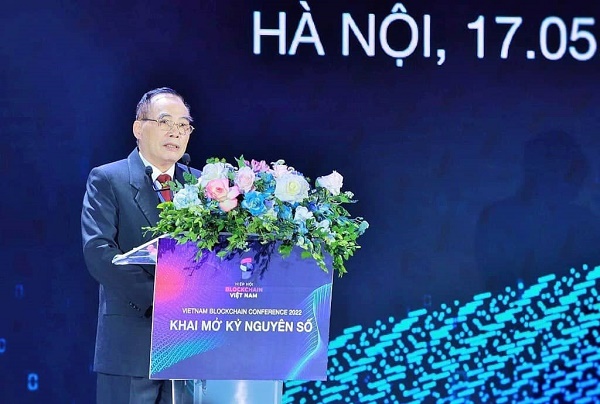 GS.TS. Hoàng Văn Huây, Chủ tịch Hội Hiệp hội Công nghệ chuỗi khối Việt Nam (Hiệp hội Blockchain Việt Nam).