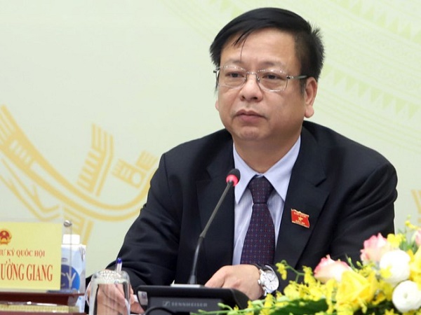 Phó chủ nhiệm Ủy ban Pháp luật Nguyễn Trường Giang.