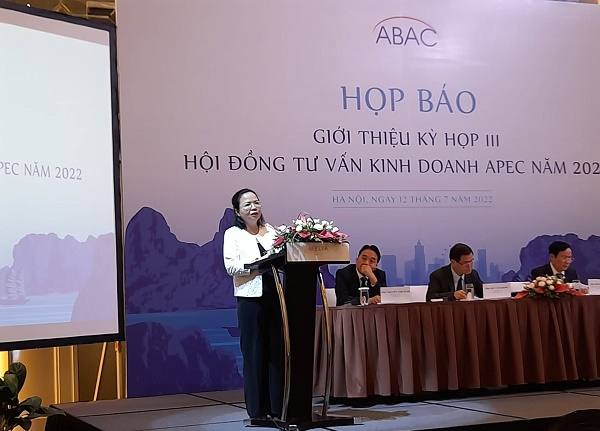 Bà Nguyễn Thị Thu Hương, Tổng Giám đốc Tổng Công ty Phát triển Đô thị Kinh Bắc (KBC). Ảnh: Nguyễn Việt