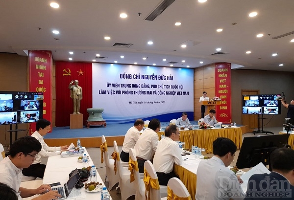 Phó Chủ tịch Quốc hội Nguyễn Đức Hải và Đoàn công tác của Quốc hội với VCCI. Ảnh: Nguyễn Việt