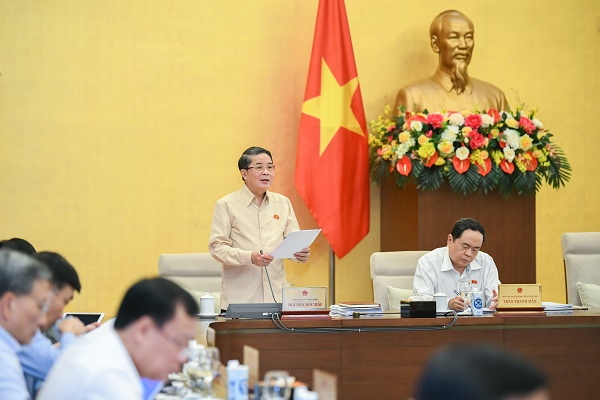 Phó Chủ tịch Quốc hội Nguyễn Đức Hải phát biểu tại phiên họp thứ 16 của Uỷ ban Thường vụ Quốc hội. Ảnh: QH 