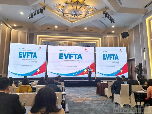 trong năm đầu thực thi EVFTA, trao đổi thương mại song phương đạt 54,9 tỷ USD, tăng 12,1% so với giai đoạn cùng kỳ. Ảnh: Nguyễn Việt