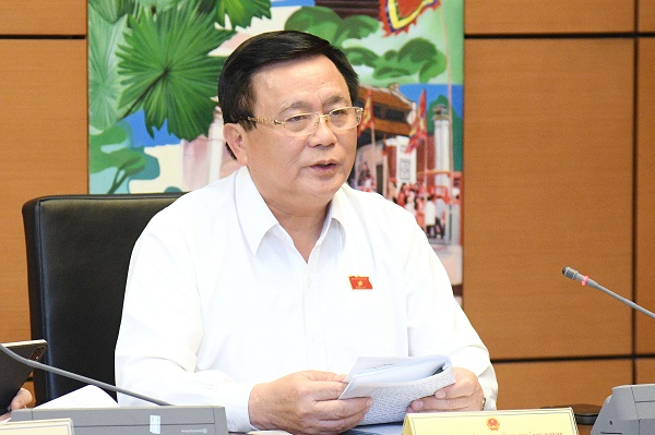 Giám đốc Học viện Chính trị quốc gia Hồ Chí Minh, đại biểu Nguyễn Xuân Thắng. Ảnh: QH