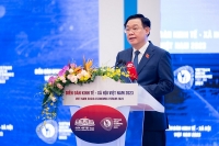 Chủ tịch Quốc hội: Kinh tế Việt Nam là điểm sáng trong bức tranh xám màu kinh tế toàn cầu