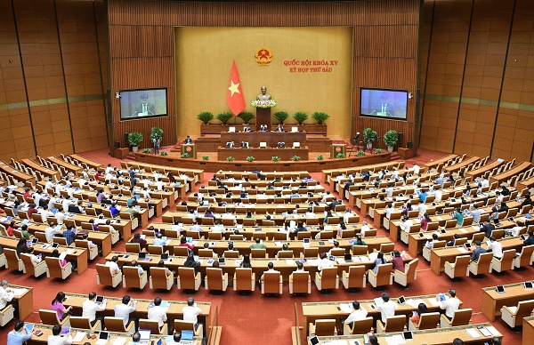 Ngày 25/10, Quốc hội thảo luận về một số nội dung còn ý kiến khác nhau của dự thảo Luật Căn cước.