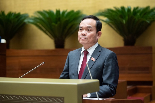 Phó Thủ tướng Chính phủ Trần Lưu Quang.