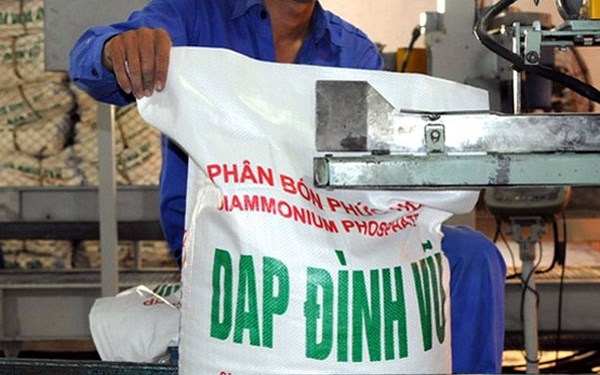 DAP - Vinachem có lãi nhờ giảm được chi phí khấu hao.