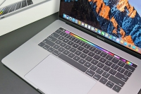 Người dùng Việt Nam sẽ chịu thiệt khi MacBook Pro bị cấm lên máy bay