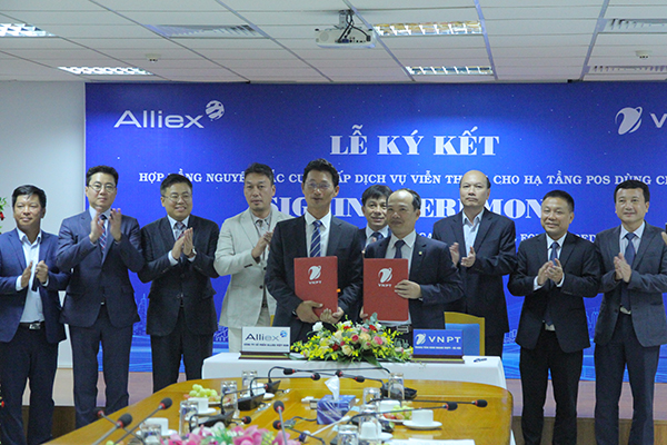 Trung tâm Kinh doanh VNPT Hà Nội thay mặt tập đoàn Bưu chính Viễn thông Việt Nam (VNPT) đã ký Hợp đồng hợp tác với Công ty Cổ phần Alliex Việt Nam (Alliex Việt Nam