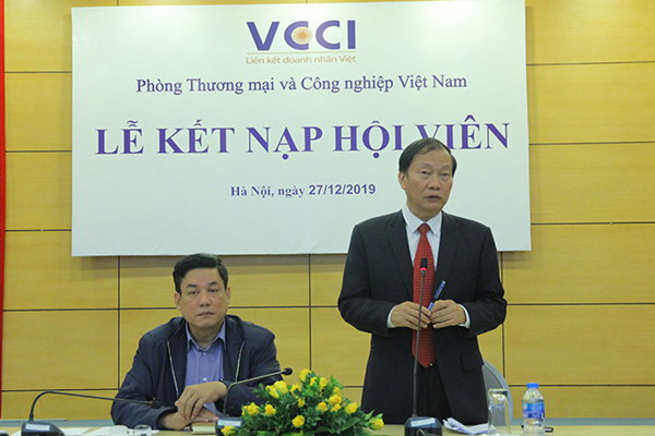 Ông Hoàng Quang Phòng - Phó Chủ tịch VCCI phát biểu tại buổi lễ.