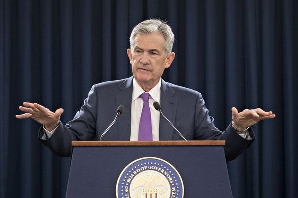 Chủ tịch Cục Dự trữ liên bang Mỹ (Fed) Jerome Powell tuyên bố duy trì mức lãi suất bằng 0