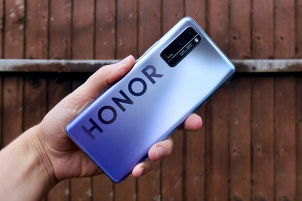 Việc tách Honor ra khỏi Huawei có thể là giải pháp lách lệnh trừng phạt của Mỹ.