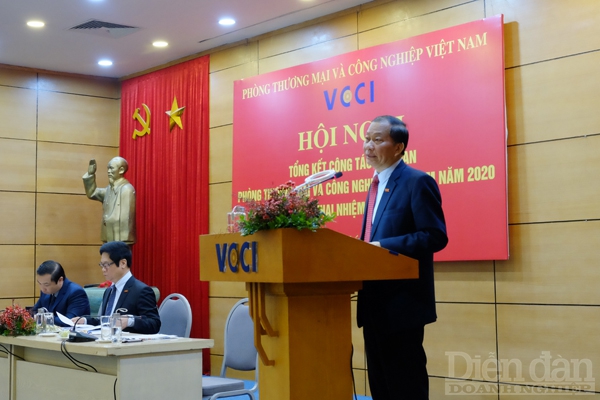 Ông Hoàng Quang Phòng - Phó Chủ tịch VCCI phát biểu về kết quả VCCI đạt được trong năm 2020.
