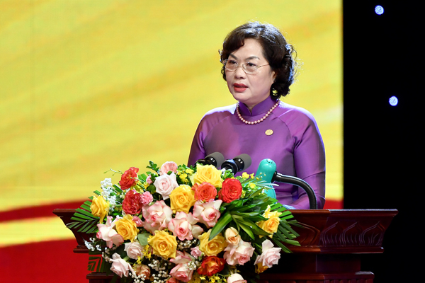Thống đốc NHNN Nguyễn Thị Hồng ghi nhận, tiếp thu ý kiến chỉ đạo của Tổng Bí thư và khẳng định sẽ cùng các cán bộ, nhân viên trong ngành hoàn thành tốt các mục tiêu để ngành xứng đáng là huyết mạch của nền kinh tế. Ảnh: VGP