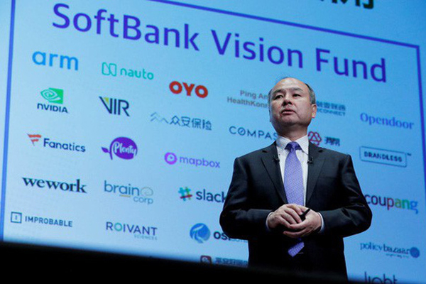 Người sáng lập kiêm giám đốc điều hành SoftBank Masayoshi Son.