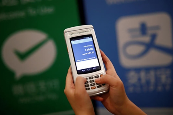 Một số ứng dụng của Alibaba đã cho phép người dùng thanh toán thông qua WeChat Pay.