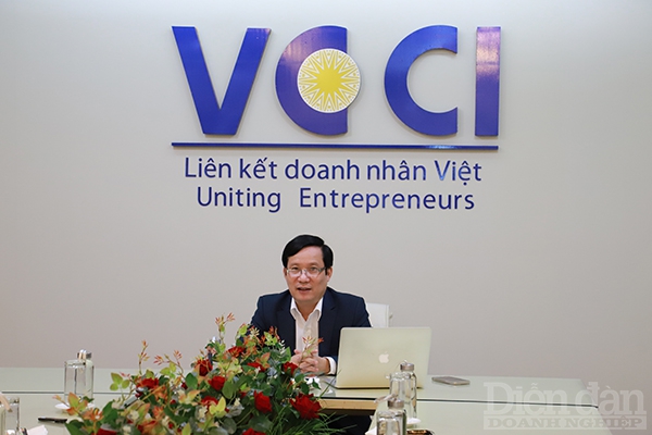 Chủ tịch VCCI cho biết sẽ tiếp tục đồng hành cùng Phòng Thương mại Hoa Kỳ trên nhiều lĩnh vực và tạo điều kiện để doanh nghiệp hai nước tìm kiếm cơ hội kinh doanh (Ảnh: Nguyễn Long).