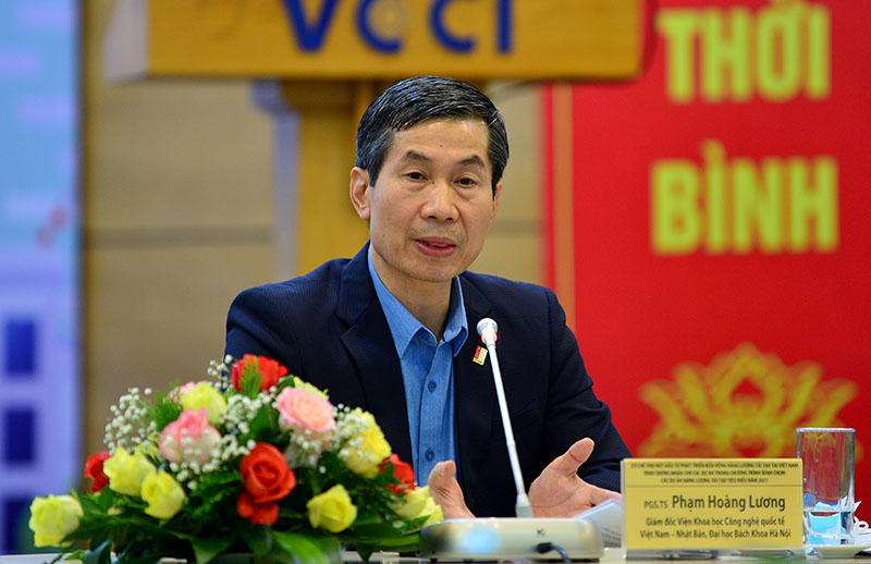 PGS.TS Phạm Hoàng Lương, Giám đốc Viện Khoa học Công nghệ quốc tế Việt Nam – Nhật Bản.