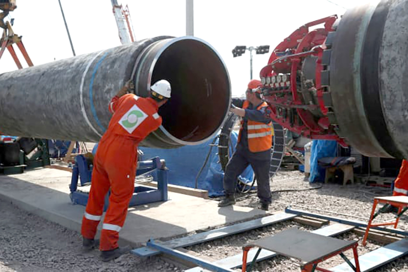 Công nhân được nhìn thấy tại công trường xây dựng đường ống dẫn khí Nord Stream 2, gần thị trấn Kingisepp, vùng Leningrad, Nga, ngày 5/6/2019.