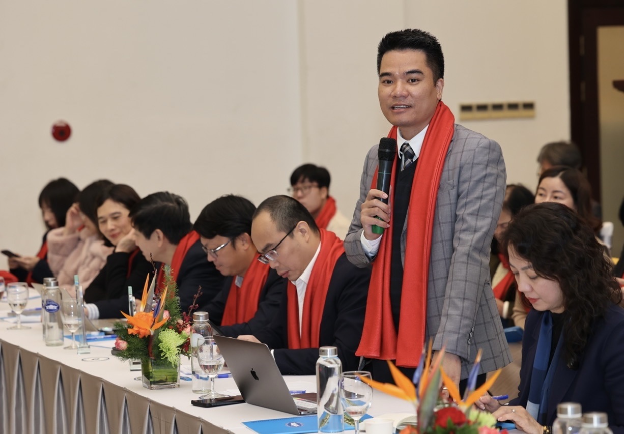 ông Nguyễn Văn Sơn, Giám đốc Trung tâm di động Viettel Telecom