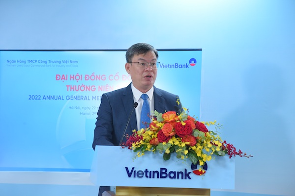 ông Trần Minh Bình, Chủ tịch HĐQT Ngân hàng TMCP Công Thương Việt Nam (VietinBank) phát biểu tại Đại hội