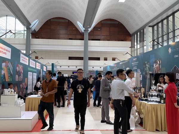 UBND thành phố Hà Nội đã chỉ đạo, giao HPA chủ trì tổ chức “Không gian quảng bá, giới thiệu tiềm năng, cơ hội đầu tư, kết nối giao thương giữa các tổ chức, doanh nghiệp, nhà đầu tư”.