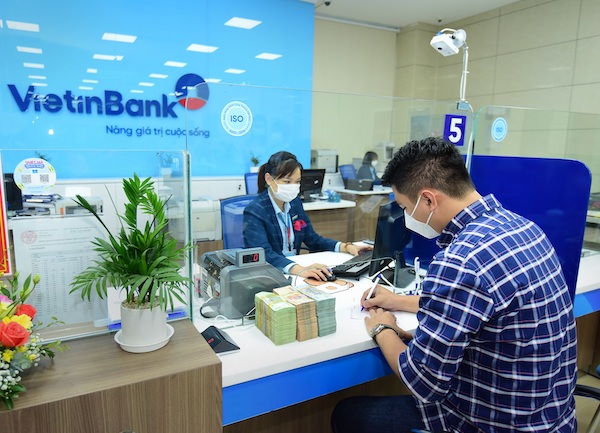 Hỗ trợ khách hàng doanh nghiệp SME sử dụng dịch vụ phát hành bảo lãnh và phát hành thư tín dụng với mức phí ưu đãi, Ngân hàng TMCP Công Thương Việt Nam (VietinBank) triển khai chương trình SME Re-connect trong 6 tháng, từ 1/12/2023 đến 31/5/2024. 