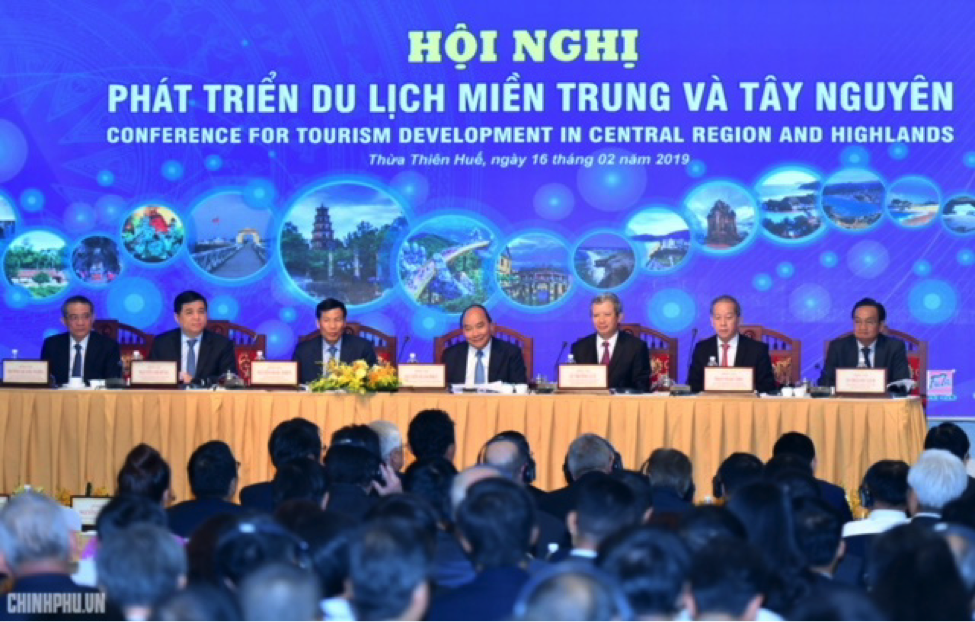 Thủ tướng Nguyễn Xuân Phúc dự Hội nghị phát triển du lịch miền Trung và Tây Nguyên