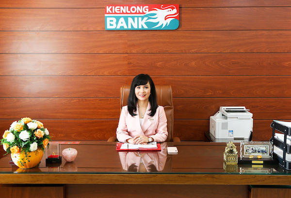 Bà Trần Tuấn Anh - Tổng Giám đốc Kienlongbank mua thêm 300.000 cổ phiếu KLB