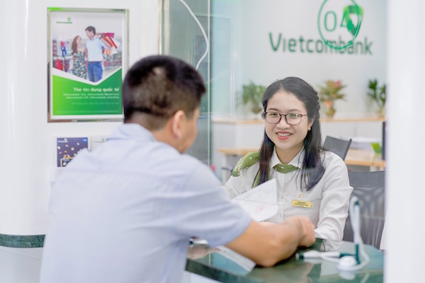 Vietcombank cũng là ngân hàng tiên phong hỗ trợ doanh nghiệp với 3 lần hạ lãi suất trong năm 2019
