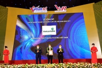 Vietcombank tiếp tục dẫn đầu các ngân hàng trong Top 500 Doanh nghiệp lợi nhuận tốt nhất Việt Nam