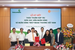 Vietcombank ký kết thoả thuận hợp tác với Học viện Ngân hàng