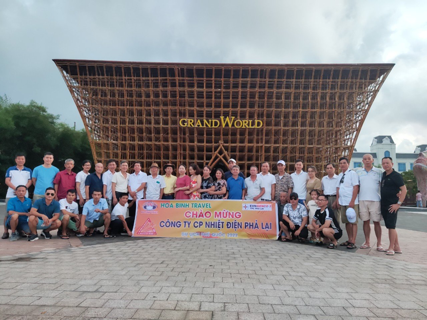 CBCNV trong chuyến Du lịch tại Phú Quốc do Công ty tổ chức nhân dịp Hè năm 2022.