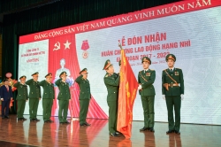Viettel Post vinh dự đón nhận Huân chương Lao động Hạng Nhì