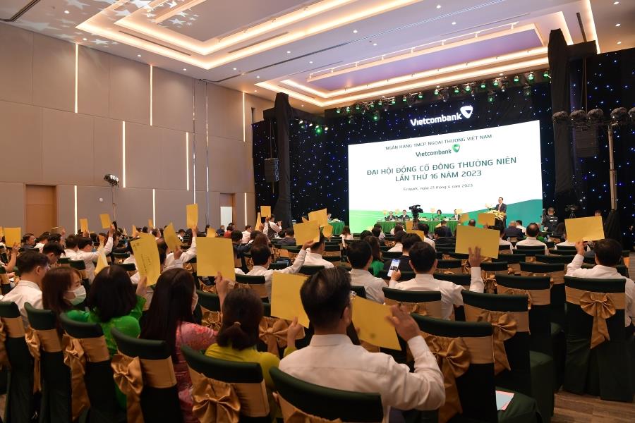 Cũng tại Đại hội đồng cổ đông, Vietcombank thực hiện bầu Hội đồng quản trị và Ban kiểm soát nhiệm kỳ mới 2023-2028. 