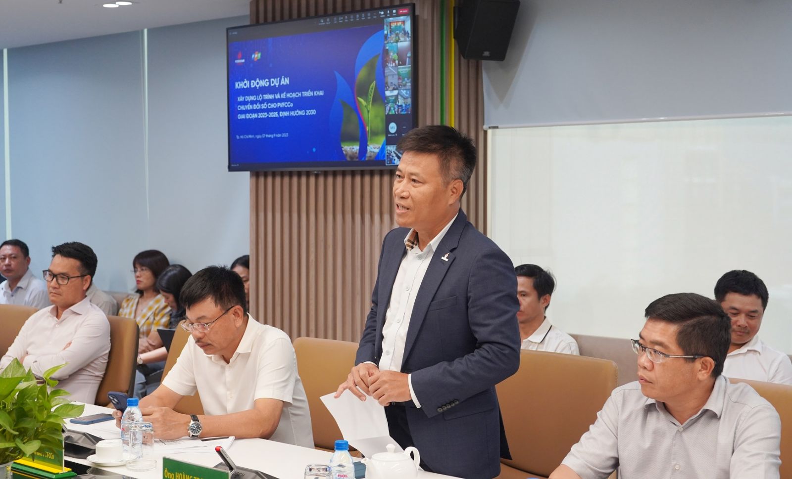 Ông Hoàng Trọng Dũng, Chủ tịch HĐQT PVFCCo đặt ra các yêu cầu cho Ban triển khai dự án