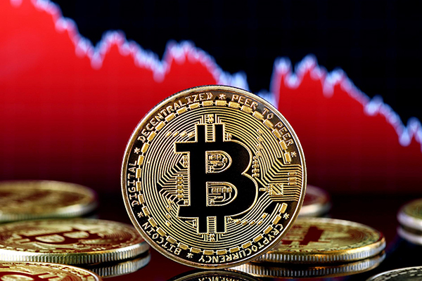 Bitcoin có một cú giảm sâu xuống 39.600 USD/BTC khiến nhiều nhà đầu tư hoảng loạn (ảnh:Internet)