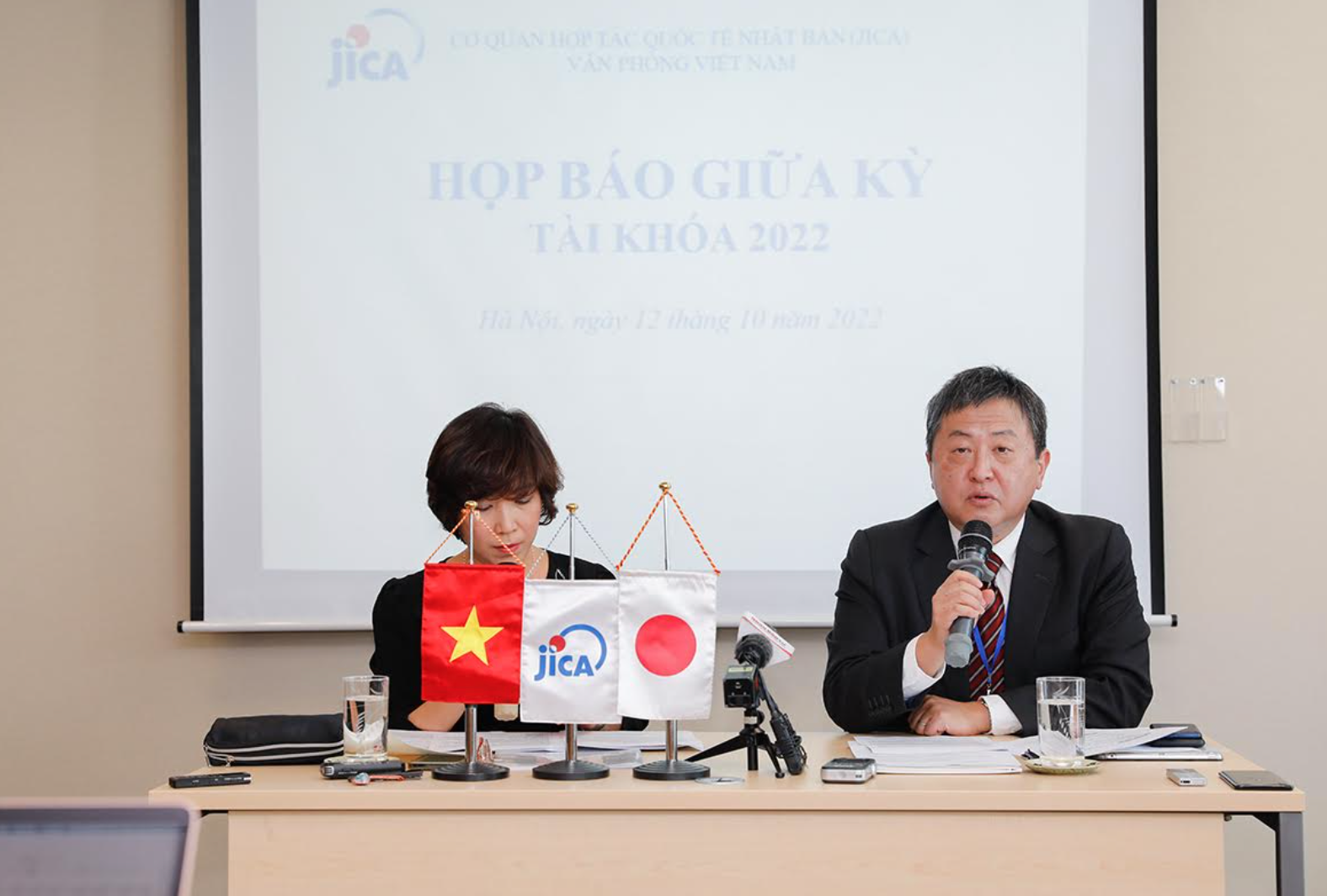 JICA sẽ tiếp tục nỗ lực để đóng góp nhiều hơn nữa vào sự phát triển của Việt Nam thông qua ODA, đồng thời tăng cường kết nối người dân hai nước Việt Nam - Nhật Bản