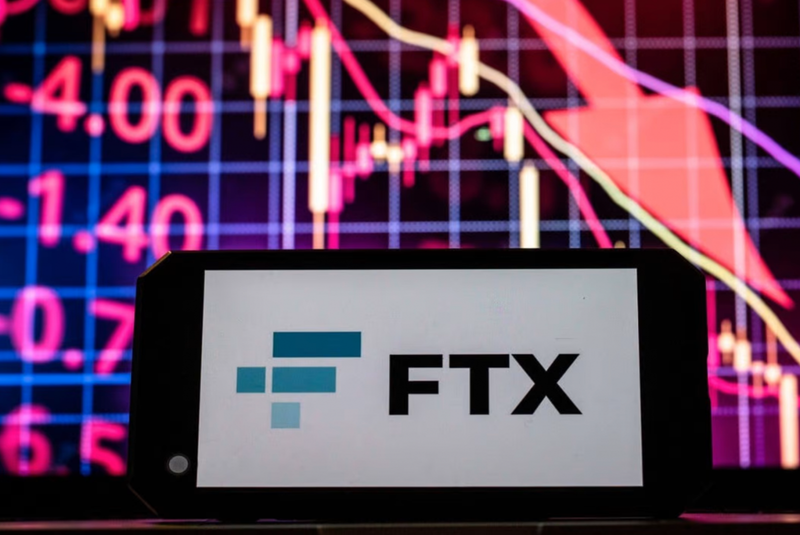 Kể từ khi FTX ngừng hoạt động nhanh chóng hai tuần trước, các nhà đầu tư đã lo lắng về khả năng lây lan trong thế giới tiền điện tử có thể ảnh hưởng đến mọi ngóc ngách của ngành