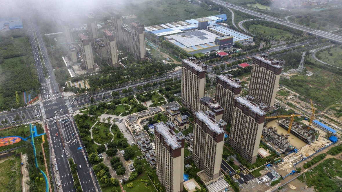 Các tòa nhà dân cư do Country Garden Holdings phát triển tại Bảo Định, tỉnh Hà Bắc. Ảnh: Bloomberg