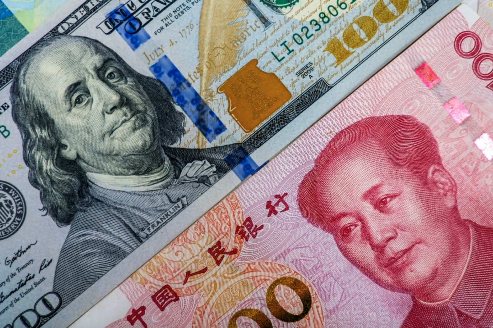  Đồng Nhân dân tệ đã giảm trung bình 0,53% so với đồng đô la Mỹ kể từ ngày 20/3, bất chấp tỷ giá được Ngân hàng Nhân dân Trung Quốc (PBoC) ấn định một cách mạnh mẽ
