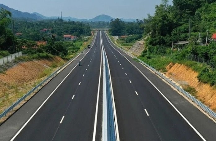 Việc thu hút 29 tỷ USD cho việc phát triển đường cao tốc trong vòng 10 năm là một nỗ lực lớn của Việt Nam. Nguồn vốn từ SCIC sẽ có vai trò “vốn mồi” để thu hút thêm vốn tư nhân đầu tư vào dự án đường bộ cao tốc