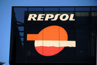 Repsol: hưởng lợi khi dầu thô tăng giá
