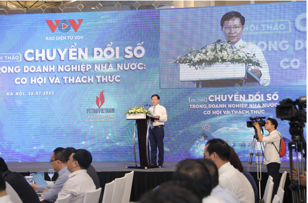 Ông Vũ Hải Quang, Phó Tổng Giám đốc Đài Tiếng nói Việt Nam phát biểu khai mạc Hội thảo.