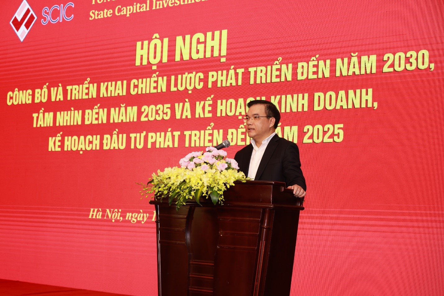 Đồng chí Nguyễn Chí Thành - Bí thư Đảng ủy, Chủ tịch HĐTV SCIC phát biểu tại Hội nghị
