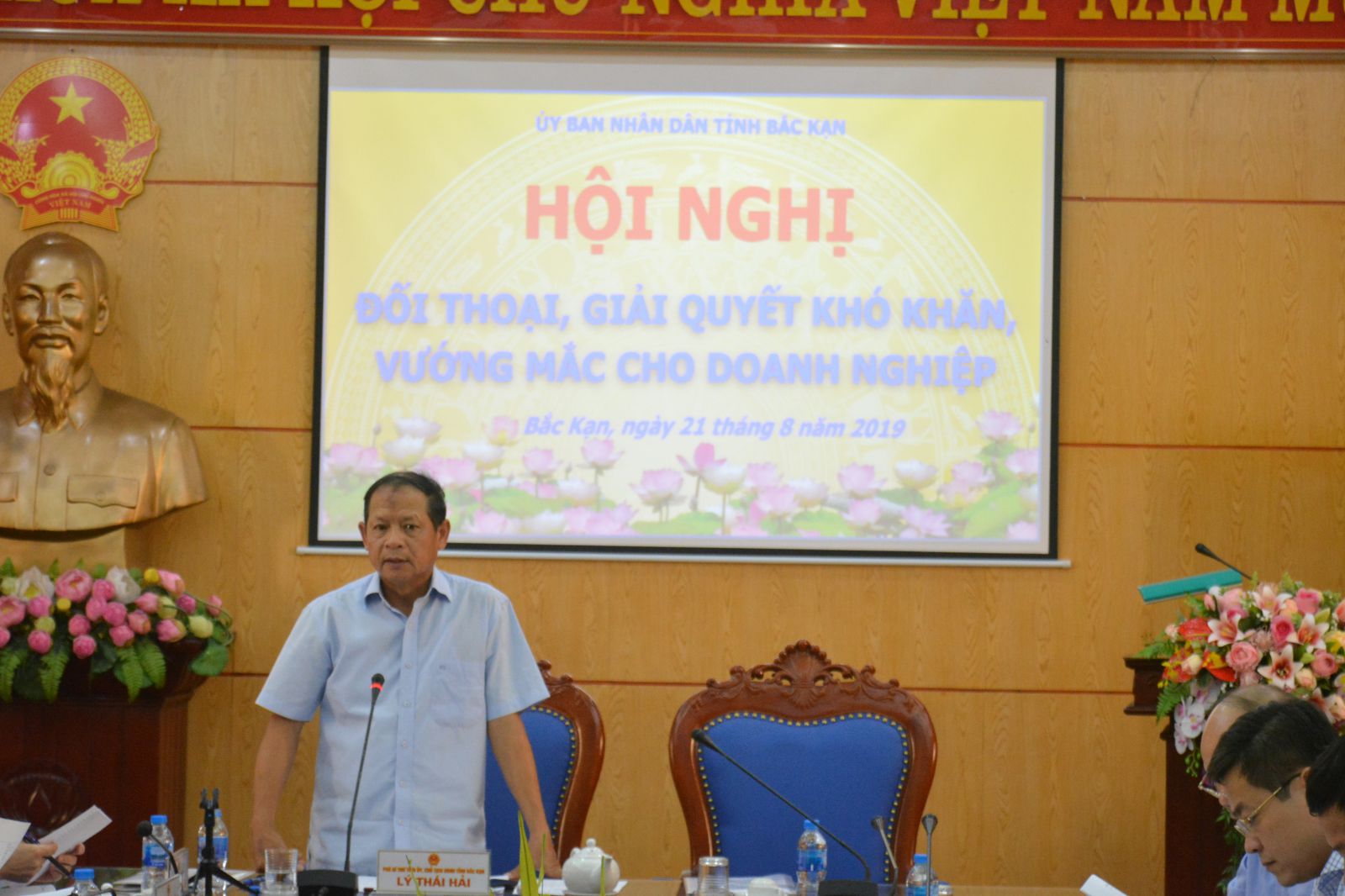 Chủ tịch UBND tỉnh Bắc Kạn Lý Thái Hải phát biểu tại Hội nghị đối thoại Doanh nghiệp 2019