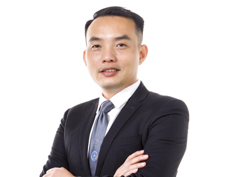Ô Luật sư Nguyễn Trung Hiếu, Tổng Giám đốc Công ty TNHH Bách Luật,