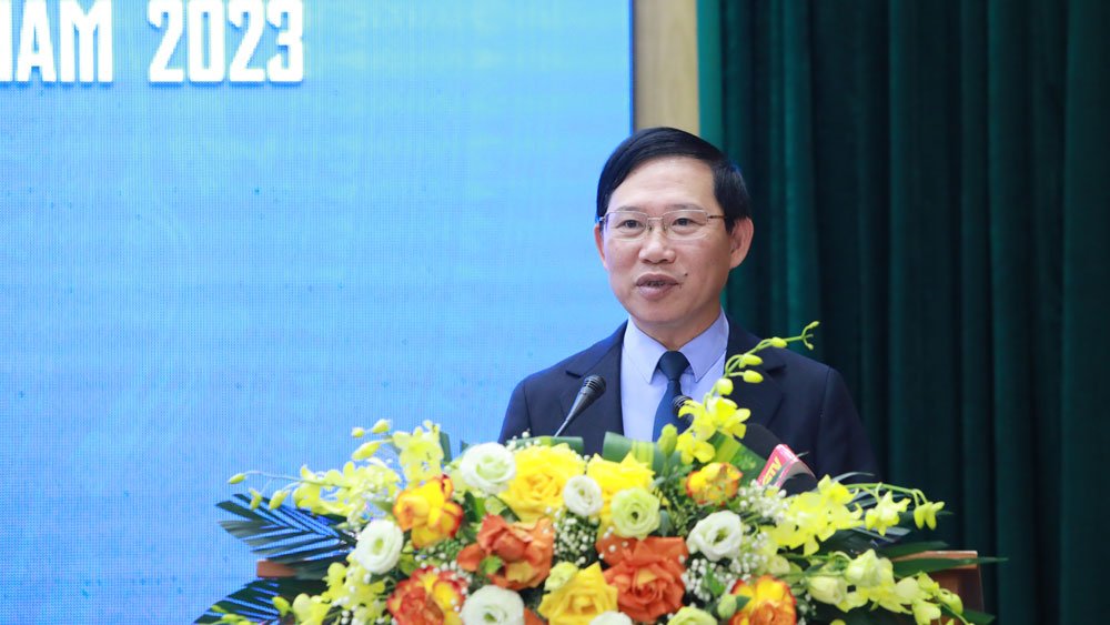 Ông Lê Ánh Dương, Chủ tịch UBND tỉnh Bắc Giang phát biểu tại Hội nghị
