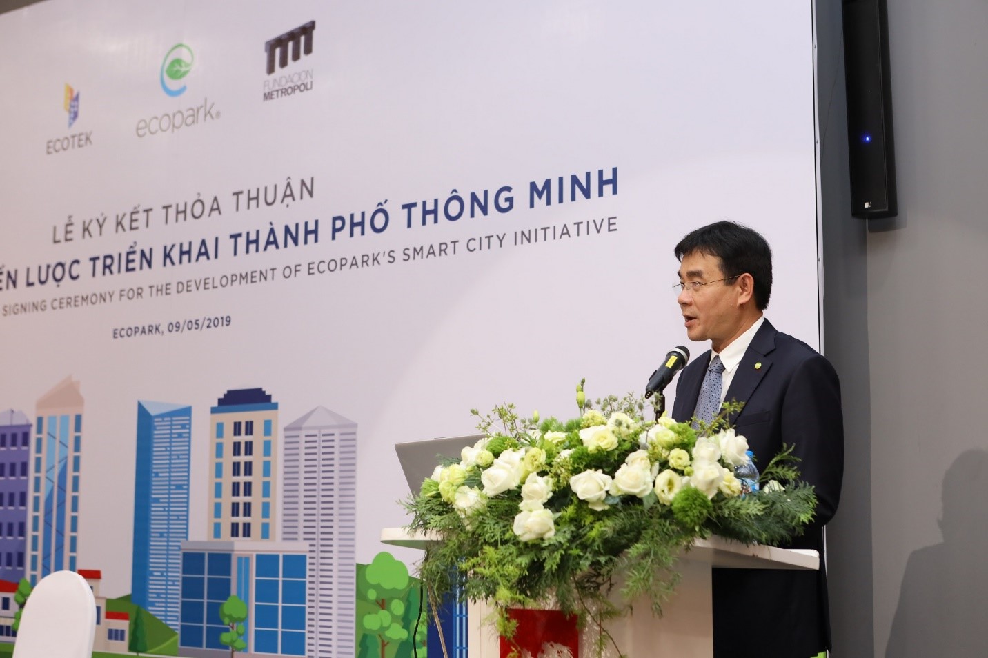 Ông Bùi Tiến Hùng, Phó Tổng Giám đốc Tập đoàn Ecopark chia sẻ về định hướng phát triển đô thị thông minh